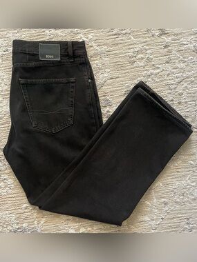 Hugo Boss - All cotton black denim jeans Size 38W x 31L